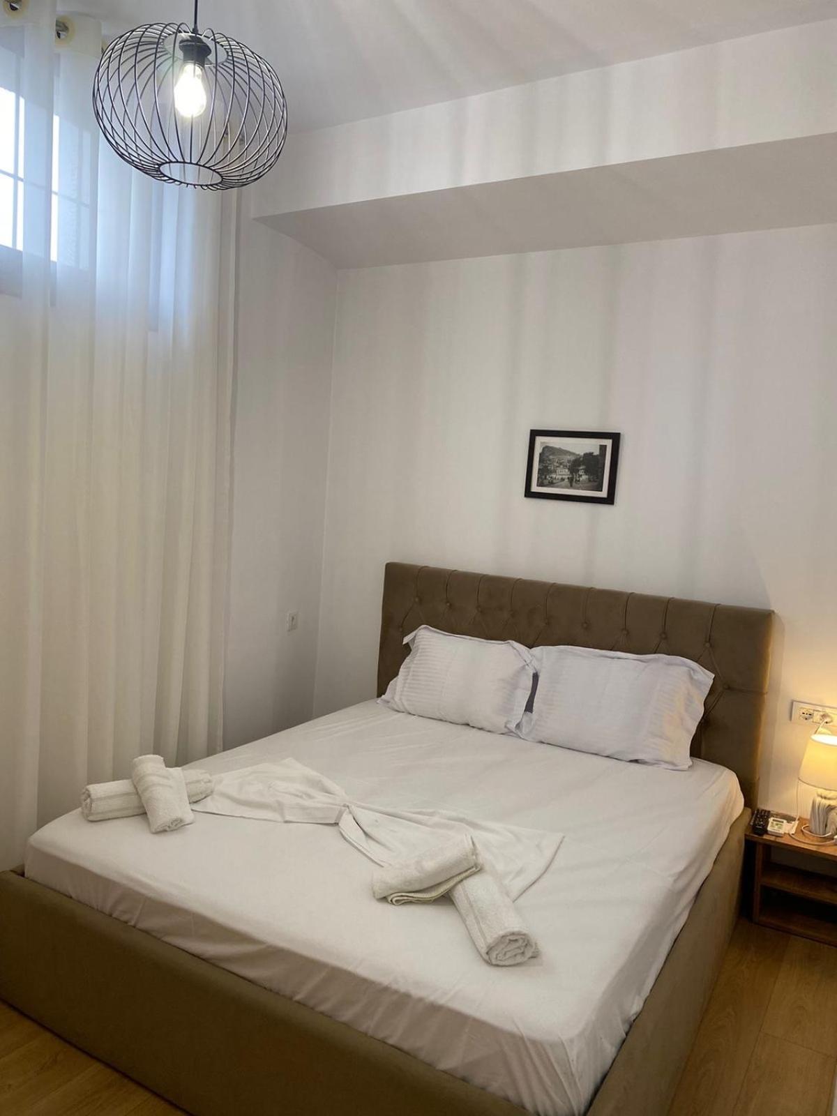 Cuci B&B Μπεράτ Εξωτερικό φωτογραφία